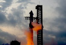 VIDEO: SpaceX Tower Catches Its First Starship Rocket!